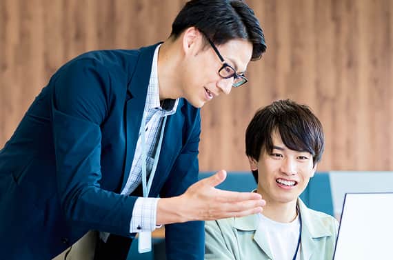 recruit-section-swiper-img-10