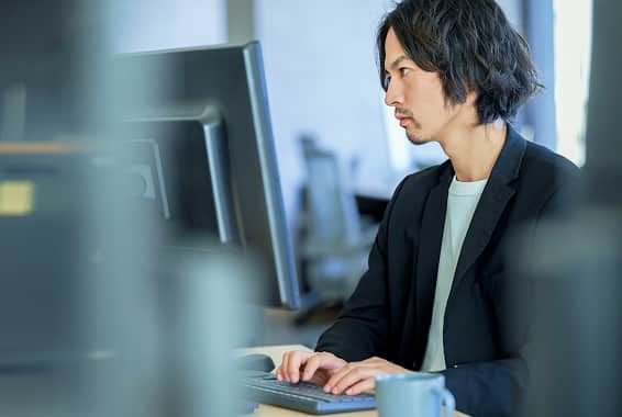 recruit-section-swiper-img-2