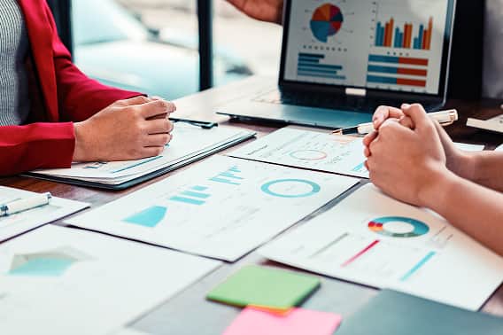 recruit-section-swiper-img-6